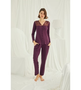 Monamise Kadın Yakası Omzu ve Paçası Dantelli Önü Boydan Düğmeli Pijama Takımı