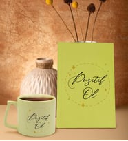 BK Gift Hayat Mottosu Tasarımlı Sarı Sert Kapaklı Defter ve Middle Kupa Seti, Arkadaşa Hediye, Yeni İş Hediyesi, Doğum Günü Hediyesi (Model 1)