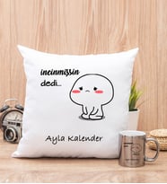 Kişiye Özel İncinmişsin Dedi Tasarım Esprili Kare Yastık ve Silver Kupa