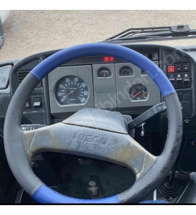 DİKİŞLİ DİREKSİYON KILIFI SİYAH / MAVİ DERİ 2006 IVECO M23 OTOBÜS (fotoğraftaki direksiyon) İÇİN