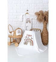 Pia Baby Premium  %100 Pamuk İsme Özel Kız Bebek Battaniye Tulum Hastane Çıkışı Hediye Seti 5079-05 (Ekru)