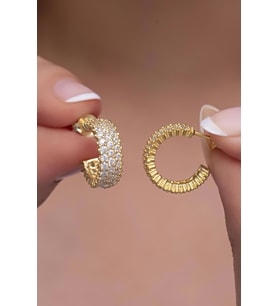 925 Ayar Gümüş Gold 3 Sıra Beyaz Taşlı Yarım Tur Küpe