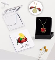 BK Gift Kişiye Özel İsimli Uğur Böceği Temalı Ayna ve Açılan Uğur Böceği Kolye Hediye Seti-2 (Beyaz)