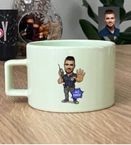 Kişiye Özel Karikatürlü Özel Güvenlik Lüks Pastel Fincan Doğum Günü Hediyesi