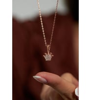Zirkon Taşlı Rose Taç Model Minimal Gümüş Kolye