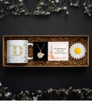 BK Gift Kişiye Özel Çiçek Temalı Hediye Seti-2  Kolye, Mum, Beyaz Kupa, Not Kartı ve Özel Kutulu Sevgiliye Hediye, Arkadaşa Hediye