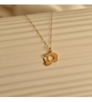 Kişiye Özel 925 Ayar Gümüş Minimalist Kurukafa Kolye (Gold)