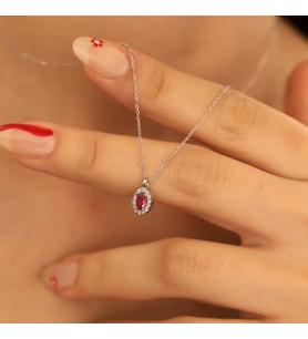 925 Ayar Gümüş Ruby Taşlı Oval Kolye