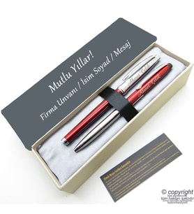 Scrikss İsme Özel Kalem Seti - Kırmızı Krom Roller Kalem + Tükenmez Set (Karışık)