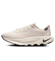 Nike Motiva Goretex Womens Walking Shoes Su Geçirmez Nefes Alabilen Reflektörlü Kadın Yürüyüş Ayakkabısı Krem