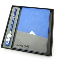 Signator® Codex  N188 Kişiye Özel Defterli Set - İsme Özel Mavi Kalem + İsme Özel Mavi Defter + İsme Özel 32 GB Usb Bellek İsme Özel Kutusunda Hediyelik Set (Karışık)