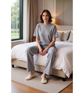 Kadın Bisiklet Yaka Kalp Nakışlı Pijama Takımı Fonksiyonel Dayanıklı Kaliteli Konforlu Şık