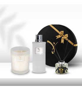 Delicate White 300gr Mum & Delicate White Kolonya 250ml & Nevin Diffuser 150ml Hediye Seti (Ekru)