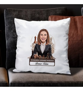 Kişiye Özel Hediye Karikatürlü Kadın Satranç Oyuncusu Yastık