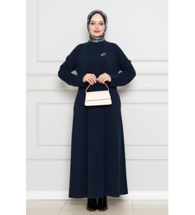 Broş Detaylı Elbise-Lacivert