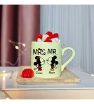 Mickey & Minnie Mouse Sevgili Eş Tasarımlı Kişiye Özel Sarı Türk Kahvesi Fincanı