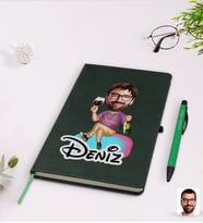 BK Gift Kişiye Özel Erkek Karikatürlü Yeşil Termo Deri Defter Kalem Seti Model 2