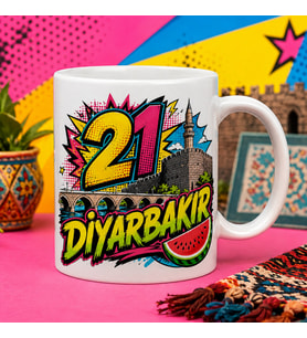 Diyarbakır Temalı Memleket Kupası – 21 Diyarbakır Surları Karpuz ve Tarihi Köprü Pop Art Baskılı Seramik Kupa