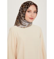 YENİ SEZON - 2024 SONBAHAR KIŞ - DJ SAF İPEK EŞARP 9247D01 (S)  ( SURA)- 03709 (Çok Renkli-Naturel)