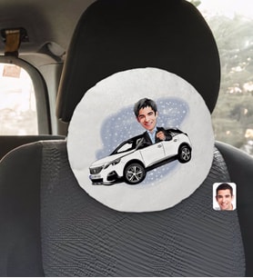 BK Gift Kişiye Özel Plakalı Erkek Peugeot 5008 Karikatürlü Yuvarlak Araç Koltuk Yastığı-1