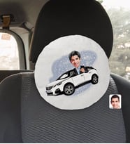 BK Gift Kişiye Özel Plakalı Erkek Peugeot 5008 Karikatürlü Yuvarlak Araç Koltuk Yastığı-1