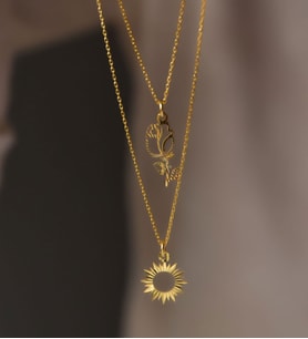 Papatya Silver 925 Ayar Gümüş Altın Kaplama Kristal Kesim Gül ve Güneş Asansörlü Kolye
