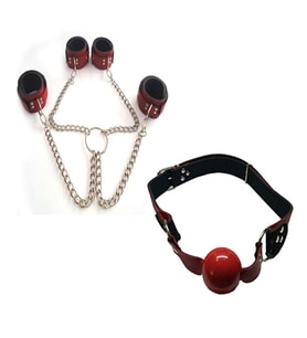 Kırmızı Fantezi Deri El Ayak Kelepçe Fantezi Deri Ağız Topu + Erotik Masaj Yağı(Red Fancy Leather Hand Foot Handcuffs Fancy Leather Mouth Ball + Erotic Massage Oil)