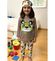 ÇOCUKLAR İÇİN GÖZ MASKELİ KARAKTER BASKILI %100 PAMUK  3 LÜ PİJAMA TAKIMLARI (Açık Vizon)