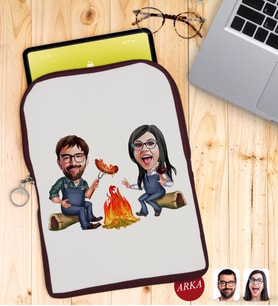 BK Gift Kişiye Özel Sevgililer Karikatürlü Taşınabilir Koruyucu Tablet Kılıfı & Organizer Çanta - Bordo-95