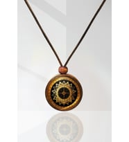 Arabesk Motif Ahşap Kolye