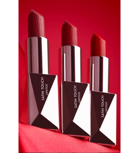 Uzun Süre Kalıcı Nemlendirici Pürüzsüz Etkili Yarı Mat Ruj Satin Touch Lipstick 808 Rusty Rose
