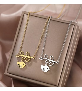 Kişiye Özel 925 Ayar Gümüş Yaprak Sallantılı Kuş Kolye (Gold)