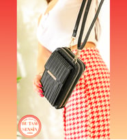 Siyah Yansımalı Çizgi Desenli Kadın Mıknatıs Kapaklı Telefon Bölmeli Çapraz Askılı Cüzdan Çanta (Çizgili Siyah)