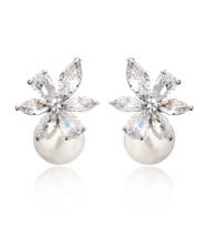 Monemel Swarovski Taşlı İnci Detaylı Kristal Küpe(Altın Kaplama) Sevgililer Günü Hediyesi Yeni Yıl Hediyesi - Yılbaşı Hediyesi