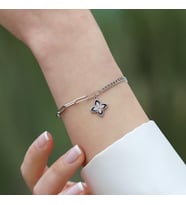 Van Cleef Trend Taşlı Gümüş Bileklik
