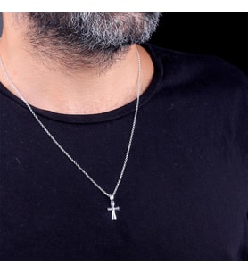 925 Ayar Gümüş Haç Sembollü Küçük Boy Erkek Kolye