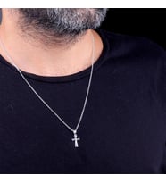 925 Ayar Gümüş Haç Sembollü Küçük Boy Erkek Kolye