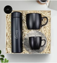Kişiye Özel 500ml Siyah Dereceli Termos & Kupa & Siyah Seramik Fincan Hediye Seti