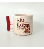 Kişiye Özel Kime Ne Yaptıysam Hakkettiğinden Baskılı Kırmızı Kulplu T Kupa (Beyaz)