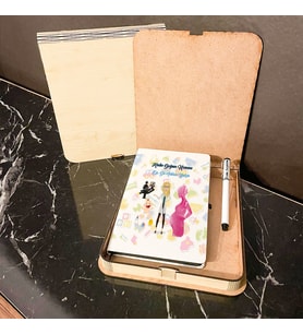 Kadın Doğum Uzmanı Ahşap Kutulu Defter Kalem Set 002