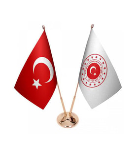 Masa Üstü Dışişleri Bakanlığı Bayrağı Türk Bayrağı İkili Pirinç Direk Masa Bayrak Seti