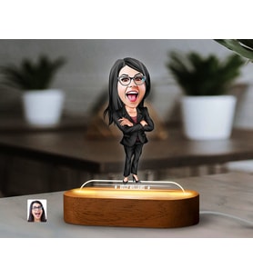 BK Gift Kişiye Özel Kadın Karikatürlü Dekoratif 3D Biblo LED Işıklı Gece Lambası-16, Sevgiliye Hediye, Arkadaşa Hediye, Doğum Günü Hediyesi