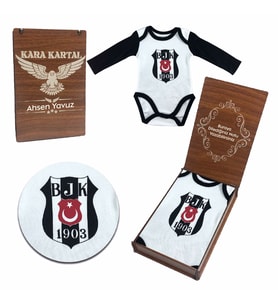 Beşiktaş Orjinal Lisanslı Kişiye Özel Ahşap Kutulu Uzun Kol Zıbın & Body (Beyaz)