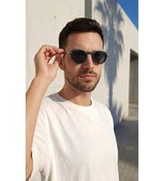 Sanches Premium Titanium Serisi Güneş Gözlüğü  Altın Kaplama Titanyum  Siyah Asetat  Siyah Polarize Cam 50mm S Beden