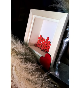Kişiye Özel Sevgililer Günü Valentine's day  Derinlikli Çerçeve Sevgiliye Özel Hediye Kutusu Aşk Dekoratif Kasalı Kutu (Krem)