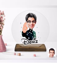 BK Gift Kişiye Özel Matrix Neo Karikatürlü Yuvarlak Ahşap Standlı Biblo-1
