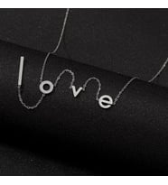 925 Ayar Gümüş  Sallantılı Love Kolye