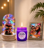 Kişiye Özel Fotoğraflı Renkli LED Işıklı Fanus (oturan çiftli) ve Kokulu Cam Mum Seti