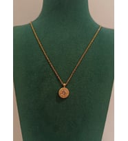 Monalisa Home Lüks Gold Renk Yuvarlak Taş Figürlü Gösterişli Kolye