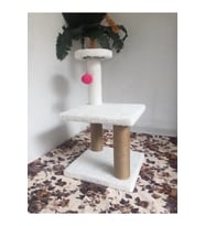 Beyaz Katlı Oyun Tırmalama(30X30) Yavru Kediler Için Uygundur. (Kahverengi Açık)